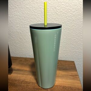 Starbucks mint green ceramic coated contoured stainless steel cold cup, BNWT